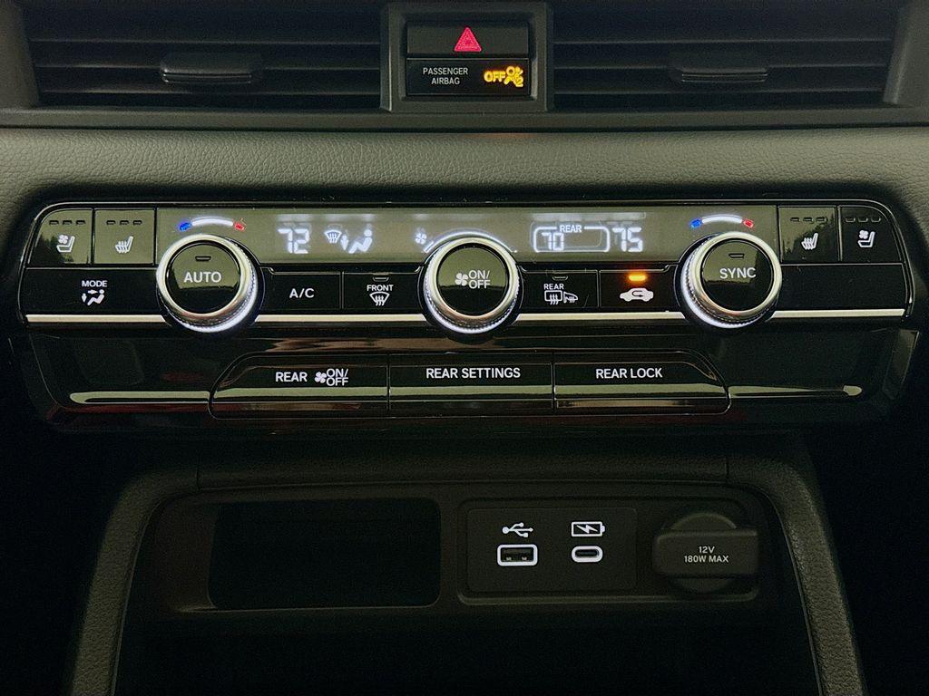 used 2023 Honda Pilot car, priced at $42,497