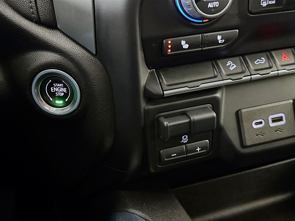 used 2022 Chevrolet Silverado 1500 Limited car, priced at $38,318