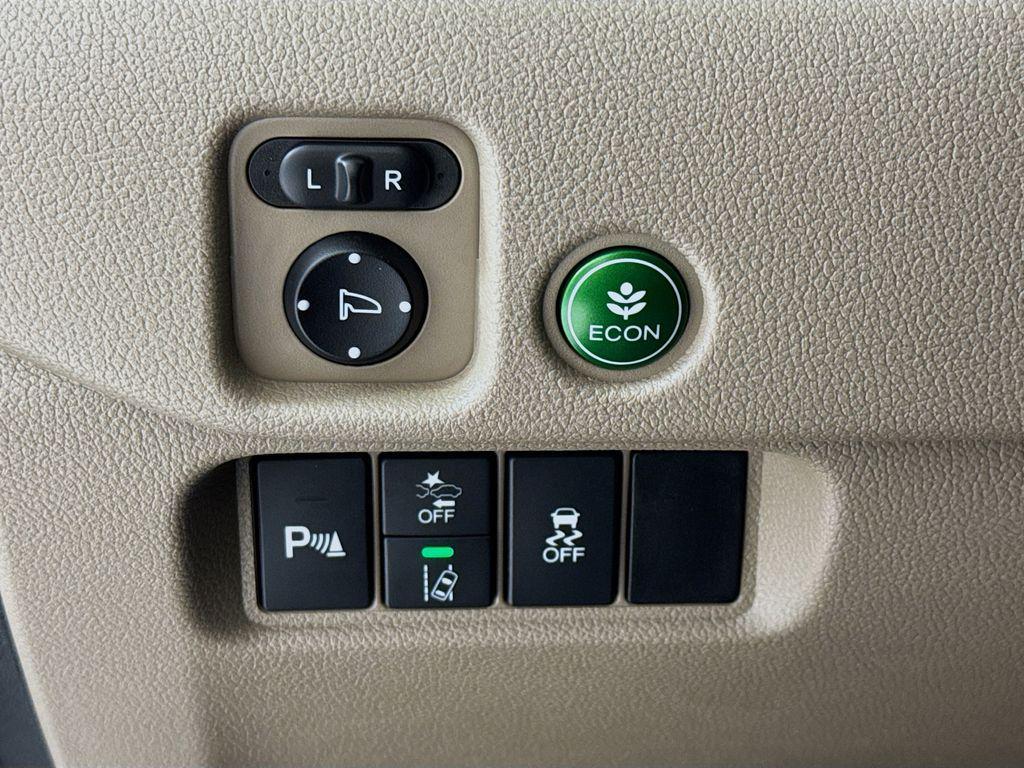 used 2019 Honda Pilot car, priced at $23,842