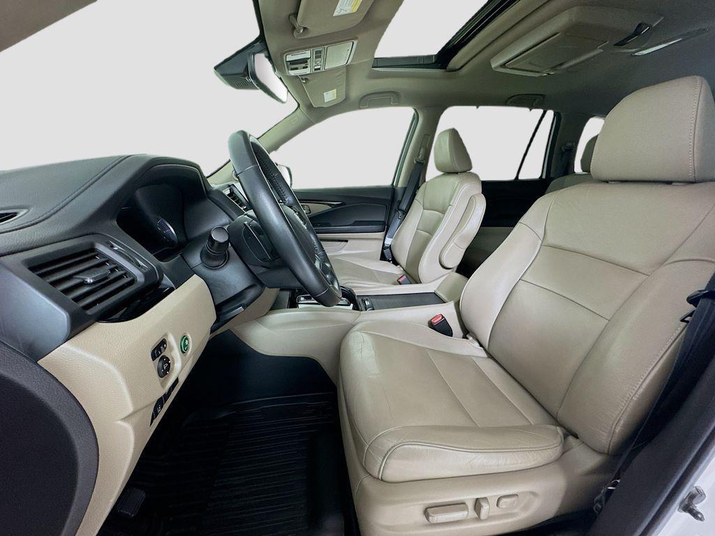 used 2019 Honda Pilot car, priced at $23,842