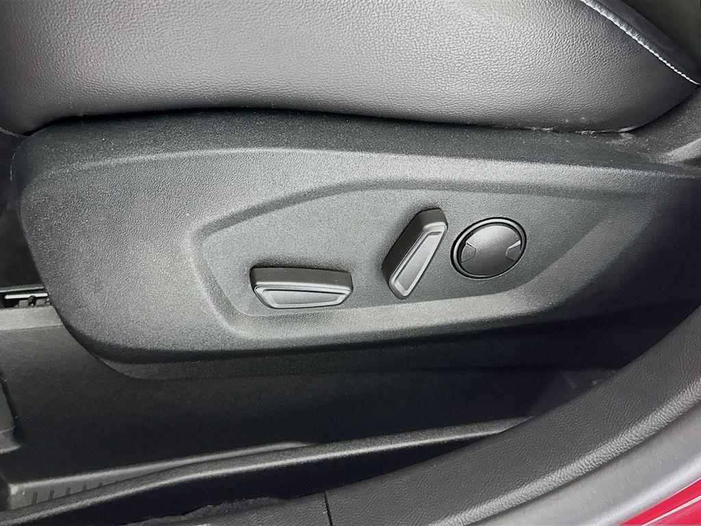 used 2022 Ford Edge car, priced at $30,799