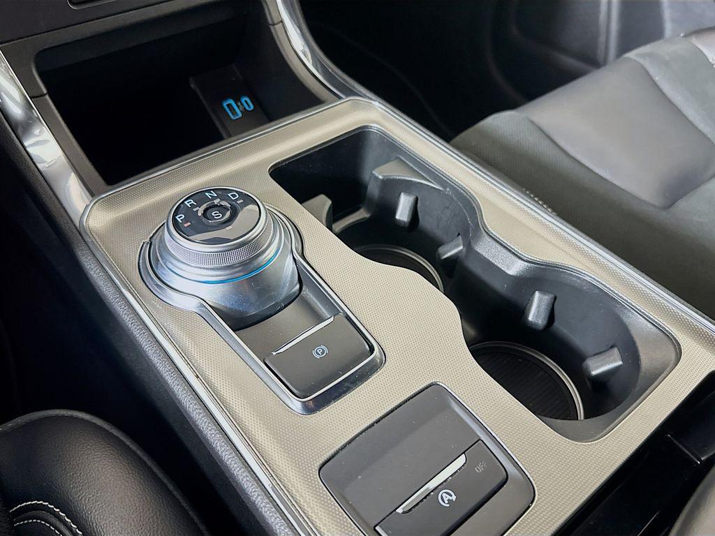 used 2022 Ford Edge car, priced at $30,799