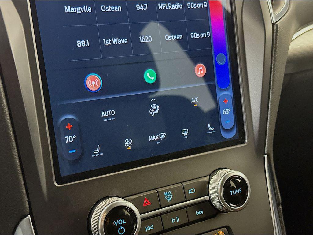 used 2022 Ford Edge car, priced at $30,799