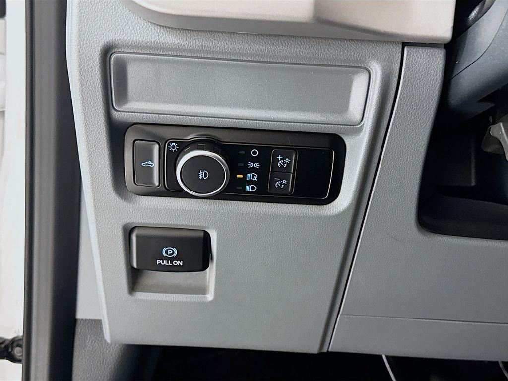 used 2022 Ford F-150 car, priced at $35,734