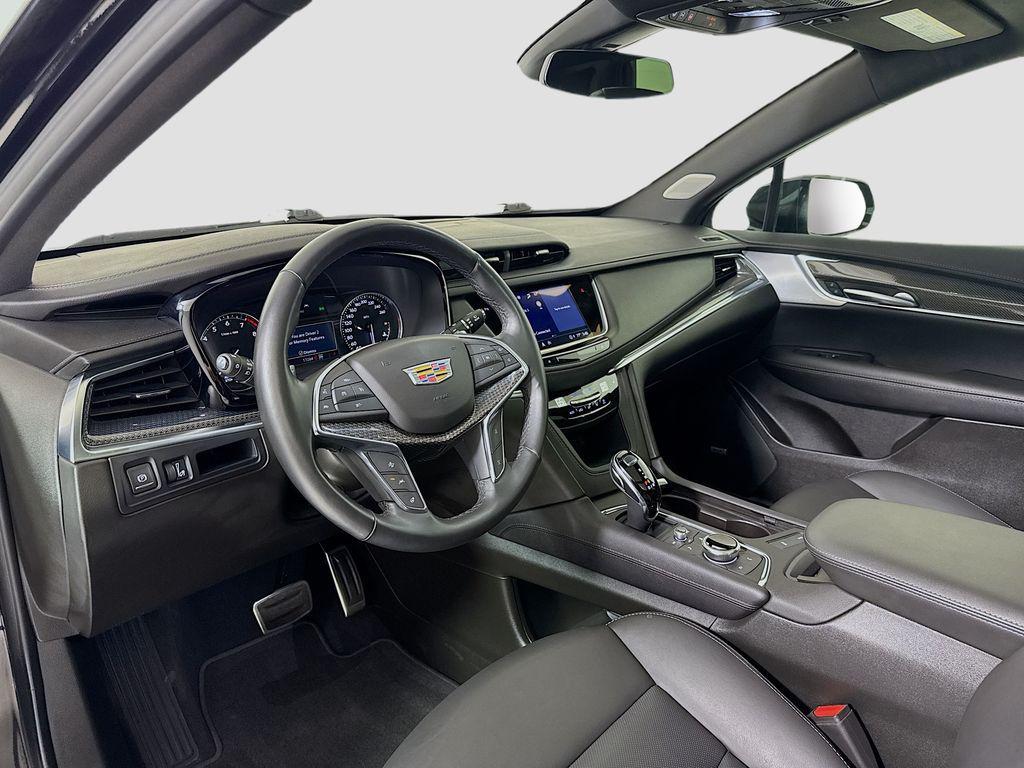 used 2024 Cadillac XT5 car, priced at $39,963