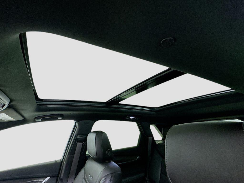 used 2024 Cadillac XT5 car, priced at $39,963