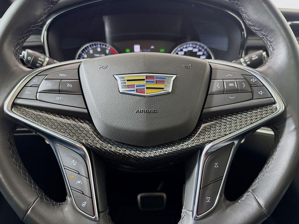 used 2024 Cadillac XT5 car, priced at $39,963