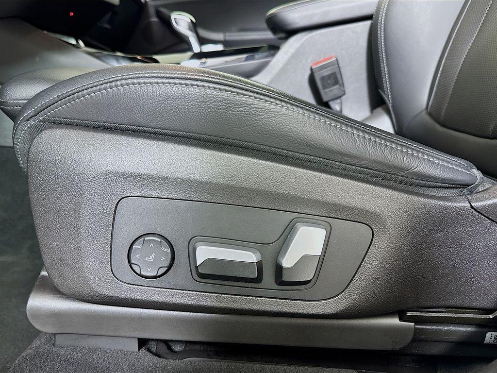 used 2023 BMW X3 car, priced at $30,987