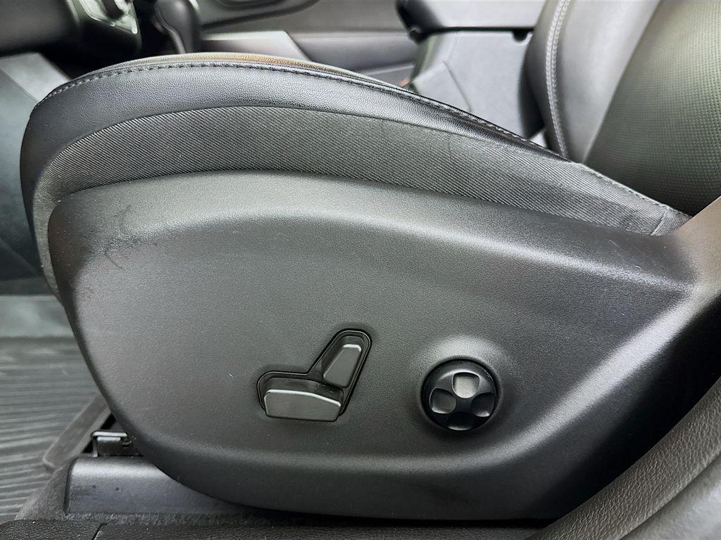 used 2021 Jeep Cherokee car, priced at $20,481