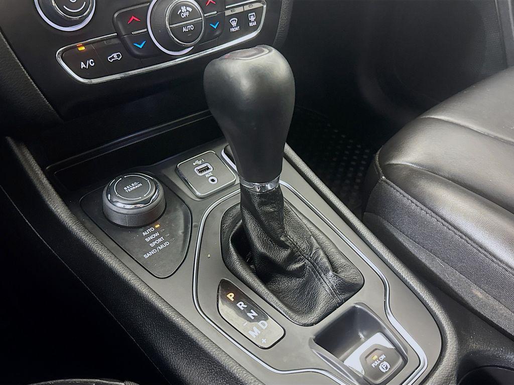 used 2020 Jeep Cherokee car, priced at $16,677