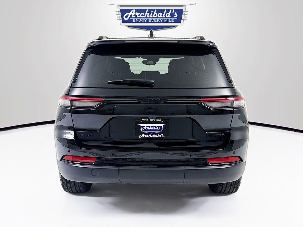 used 2024 Jeep Grand Cherokee car, priced at $38,066