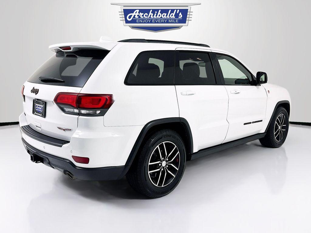 used 2018 Jeep Grand Cherokee car, priced at $19,694