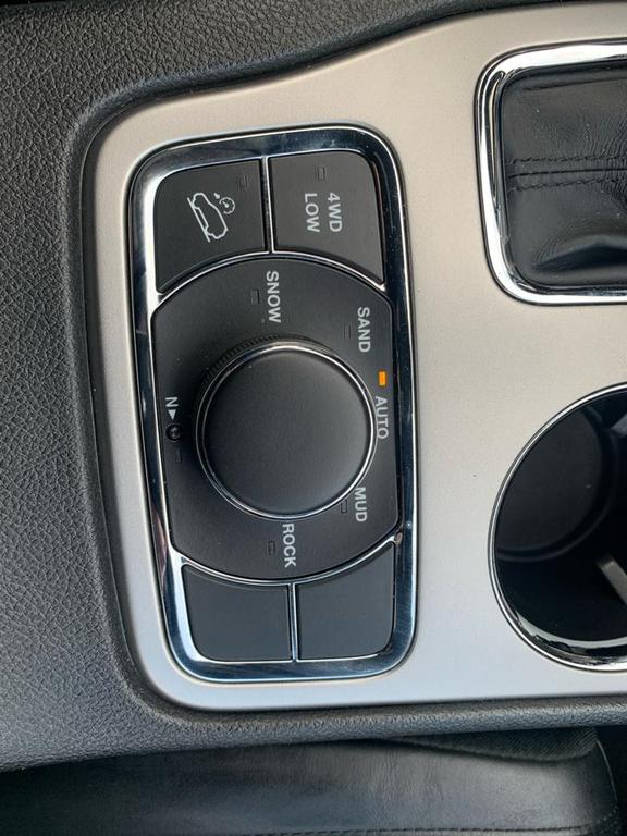 used 2019 Jeep Grand Cherokee car, priced at $17,995