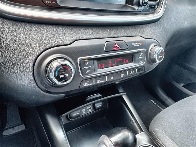 used 2019 Kia Sorento car, priced at $13,798