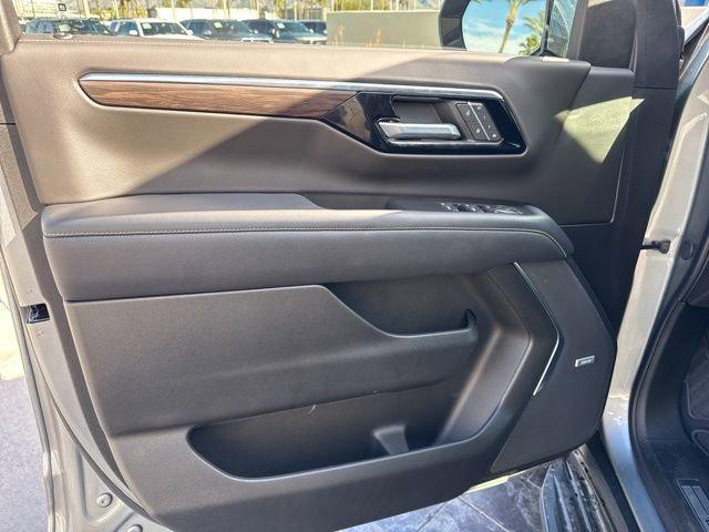 new 2025 Chevrolet Suburban car, priced at $81,761