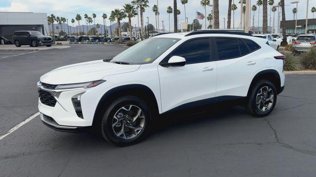 used 2024 Chevrolet Trax car, priced at $22,144