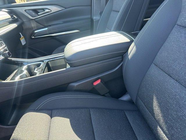 new 2026 Chevrolet Traverse car, priced at $42,991