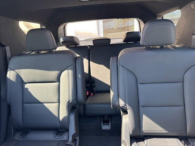 new 2026 Chevrolet Traverse car, priced at $46,296