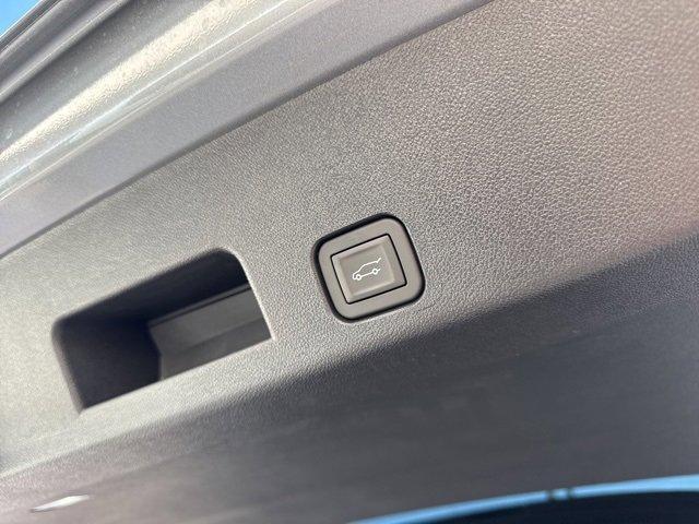 new 2026 Chevrolet Traverse car, priced at $57,096