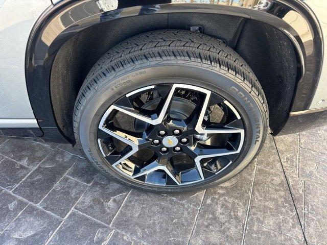 new 2026 Chevrolet Traverse car, priced at $57,096