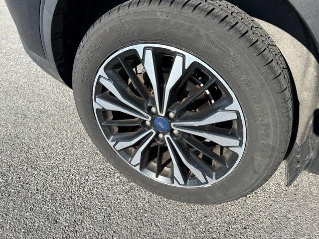 used 2021 Ford Escape car, priced at $17,147