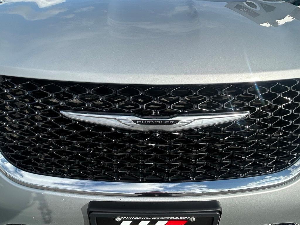 used 2024 Chrysler Pacifica car, priced at $25,420