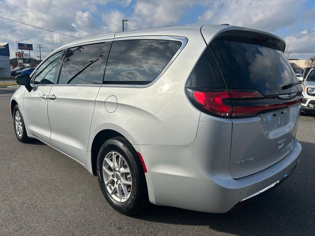 used 2024 Chrysler Pacifica car, priced at $25,420