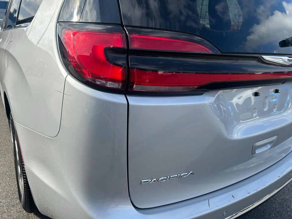 used 2024 Chrysler Pacifica car, priced at $25,420