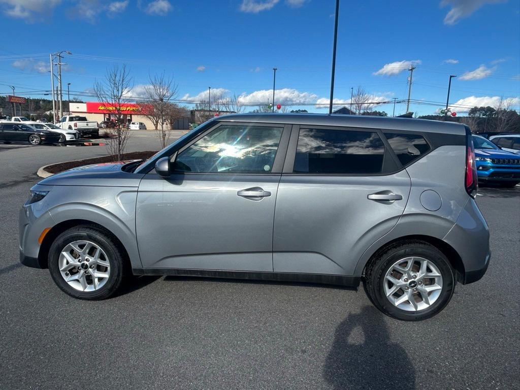 used 2024 Kia Soul car, priced at $14,346