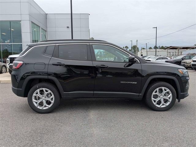 new 2024 Jeep Compass car, priced at $26,853