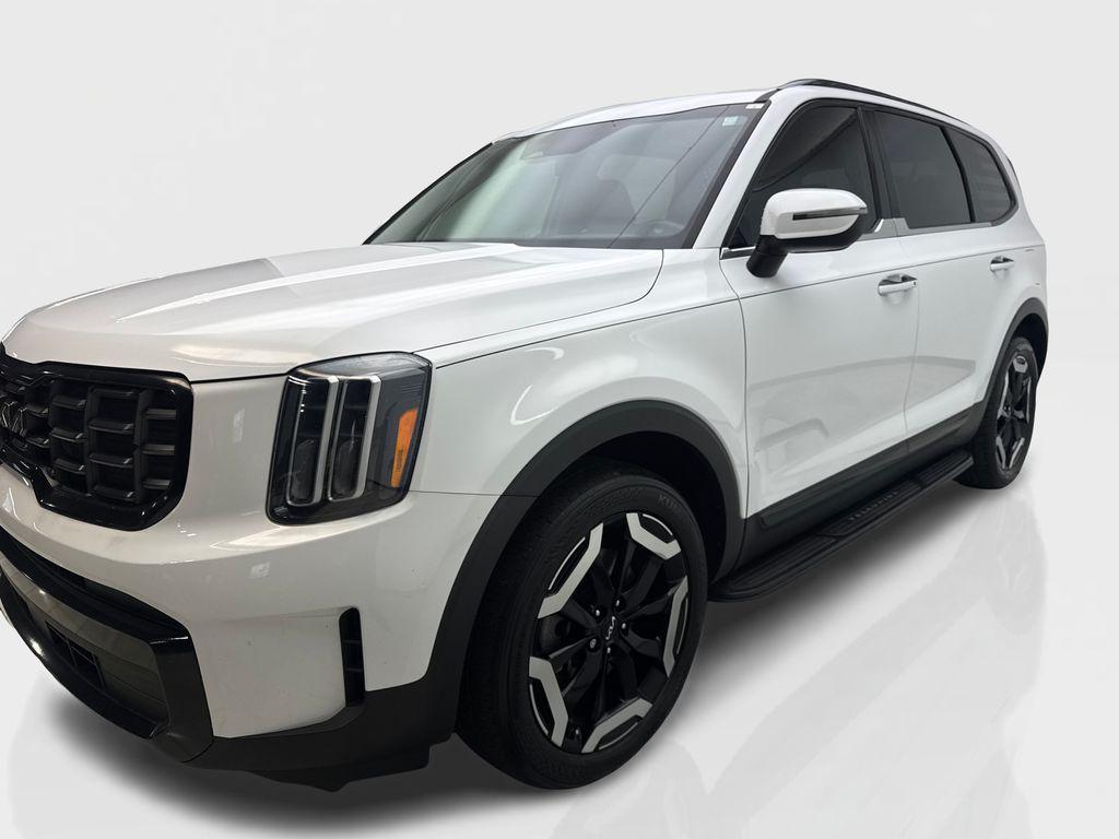 used 2024 Kia Telluride car, priced at $32,637