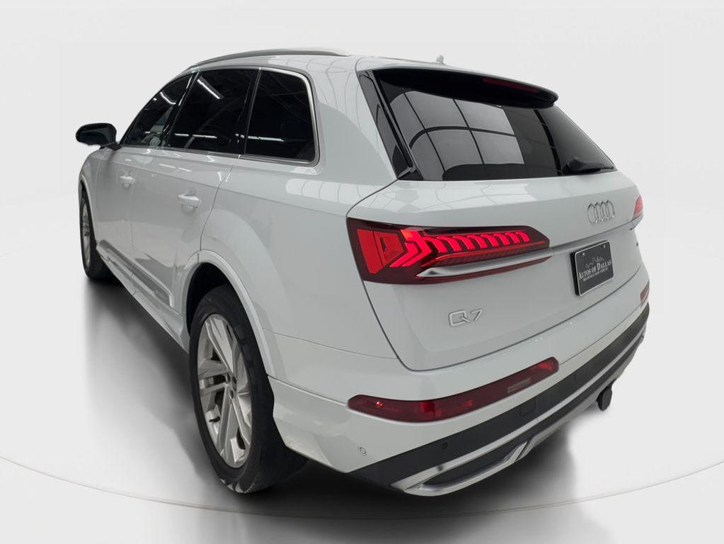used 2021 Audi Q7 car, priced at $28,682