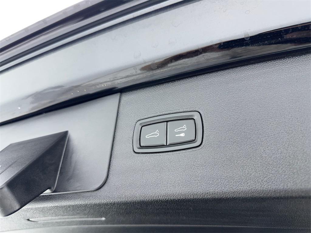 used 2023 Porsche Cayenne car, priced at $60,495