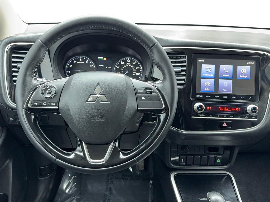 used 2020 Mitsubishi Outlander car, priced at $13,985