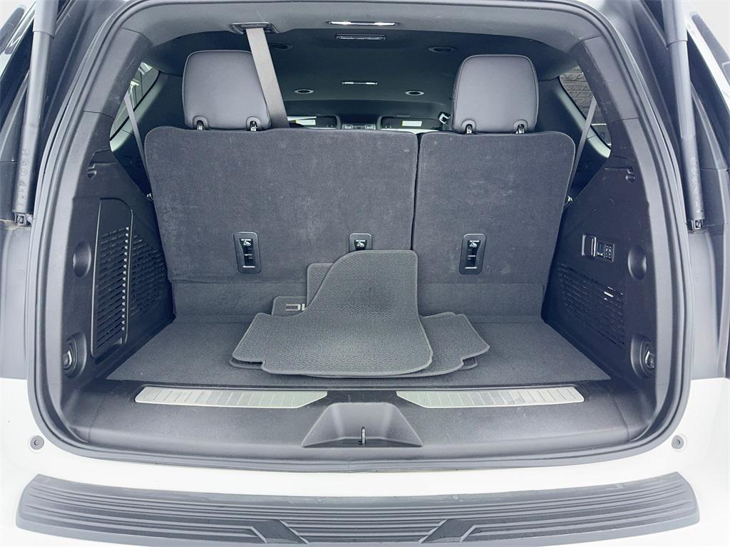 used 2025 GMC Yukon car, priced at $70,990