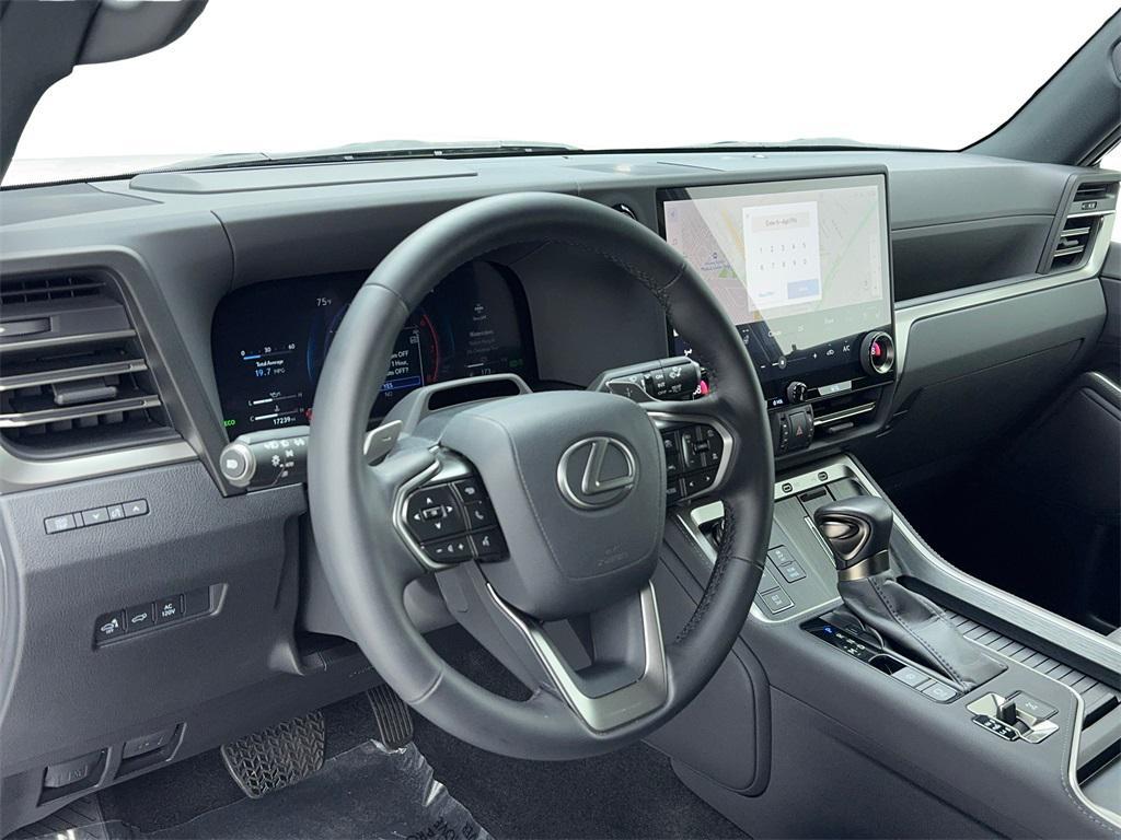 used 2024 Lexus GX 550 car, priced at $77,990