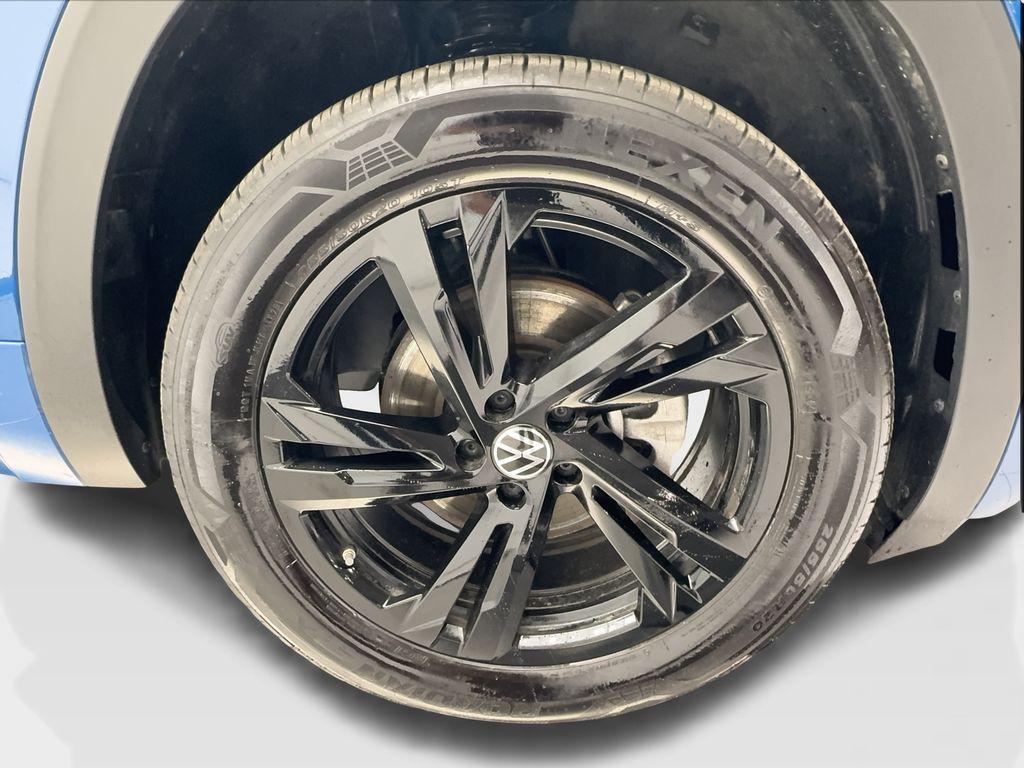 used 2026 Volkswagen Atlas Cross Sport car, priced at $46,153