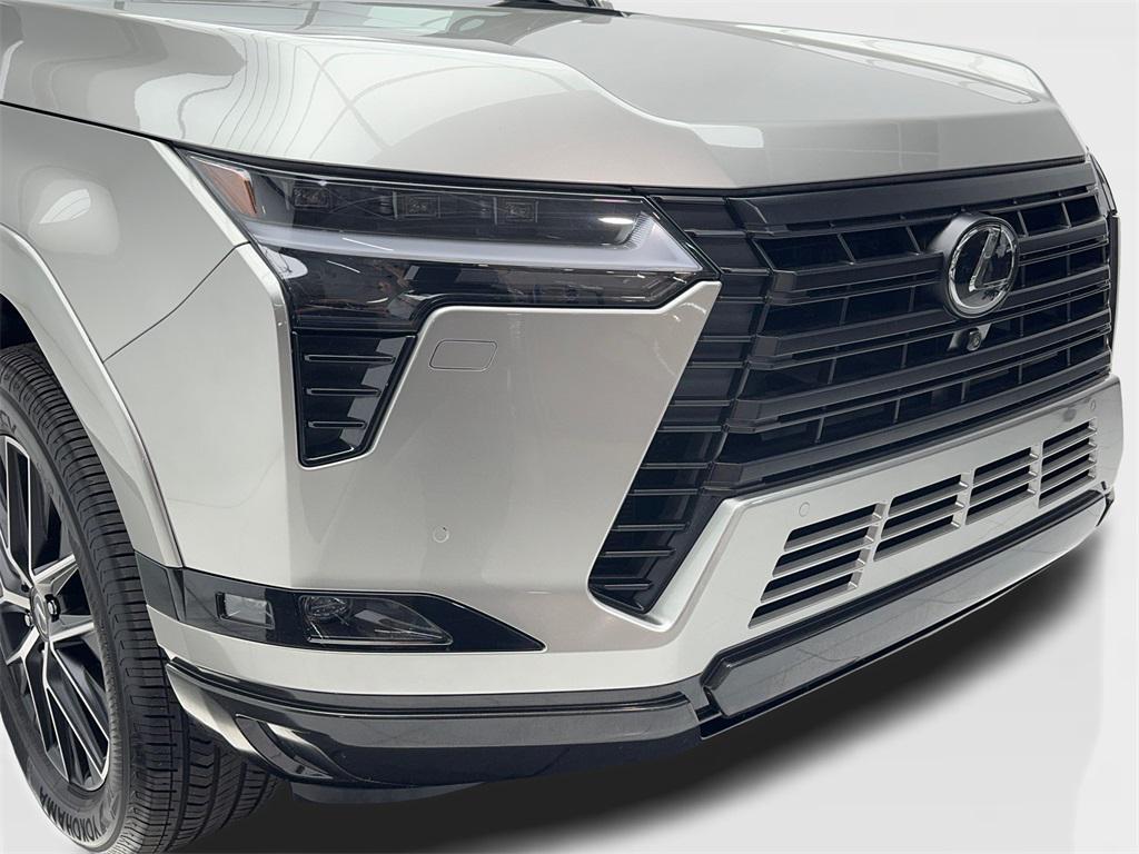 used 2025 Lexus GX 550 car, priced at $84,696