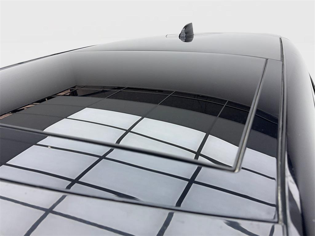 used 2022 Land Rover Range Rover car, priced at $29,287