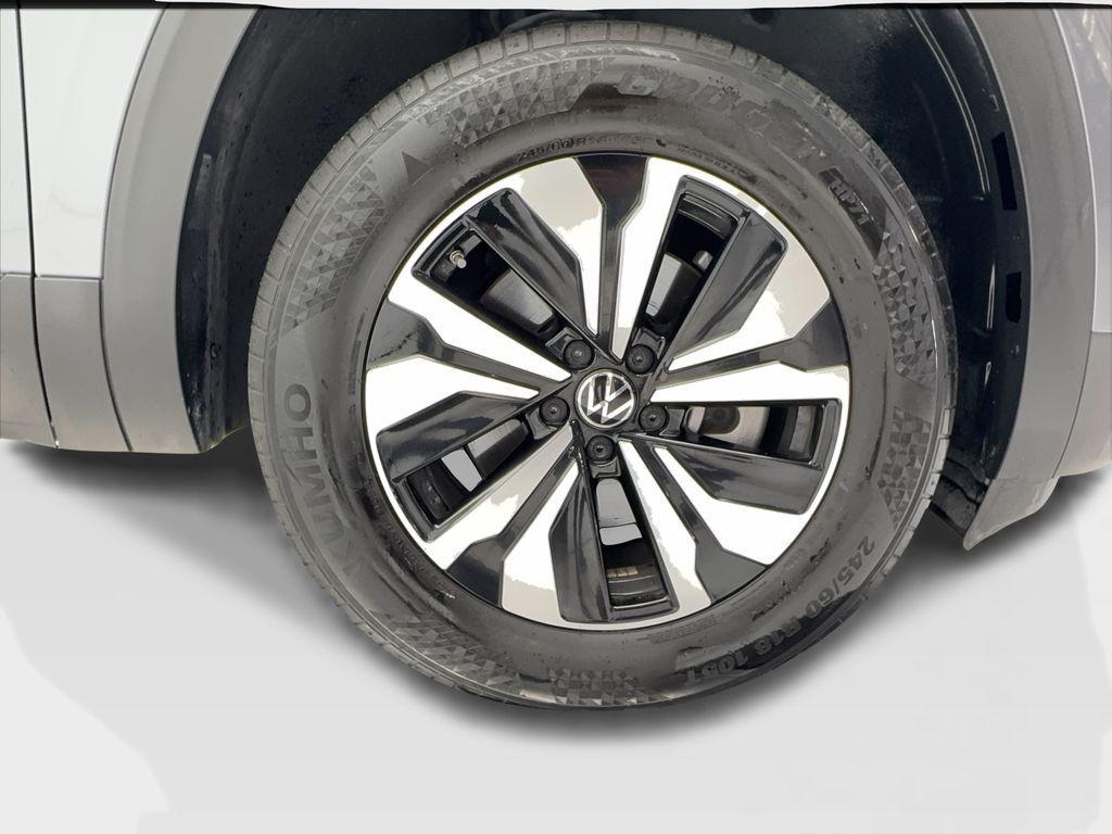 used 2024 Volkswagen Atlas car, priced at $26,596