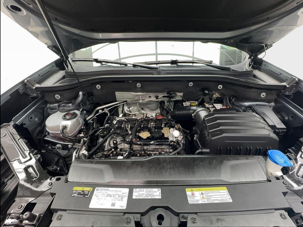 used 2024 Volkswagen Atlas car, priced at $26,596