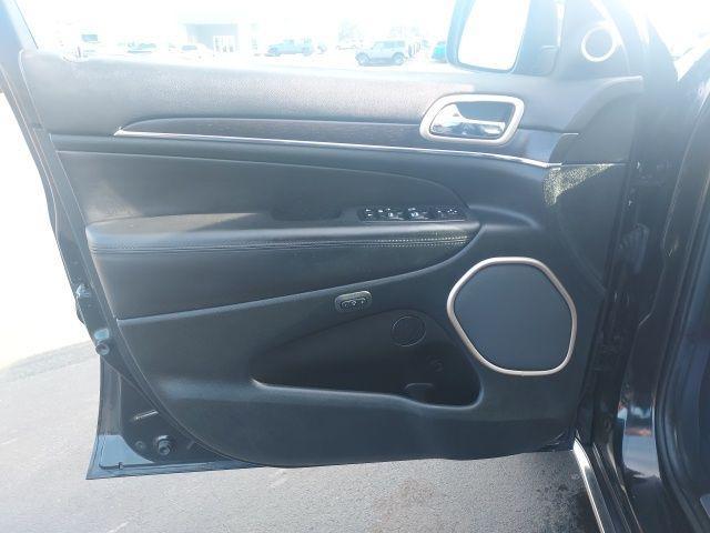 used 2014 Jeep Grand Cherokee car, priced at $10,115