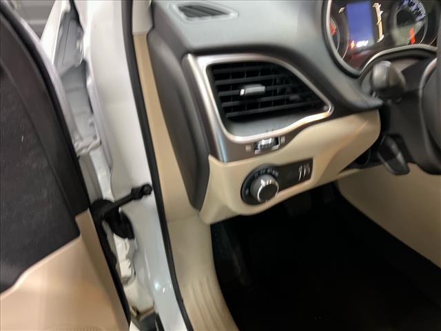 used 2021 Jeep Cherokee car, priced at $17,245