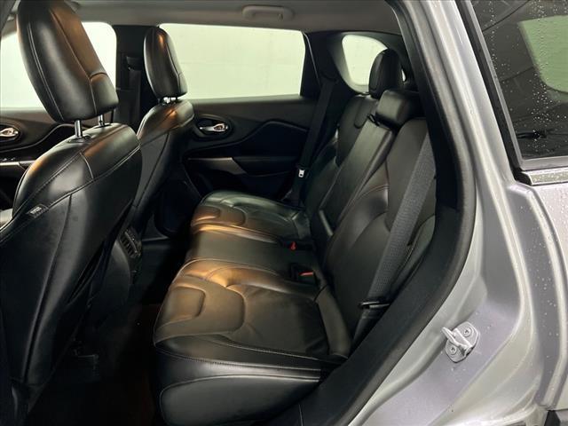 used 2020 Jeep Cherokee car, priced at $14,194