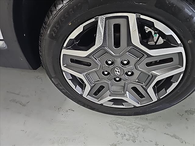 used 2022 Hyundai Santa Fe car, priced at $25,394