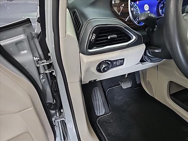 used 2024 Chrysler Pacifica car, priced at $25,972