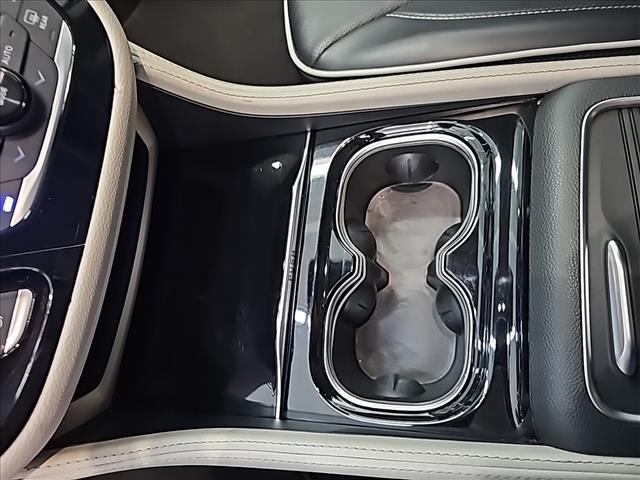 used 2024 Chrysler Pacifica car, priced at $25,972