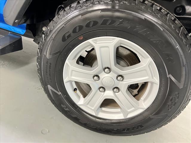 used 2022 Jeep Wrangler Unlimited car, priced at $28,253