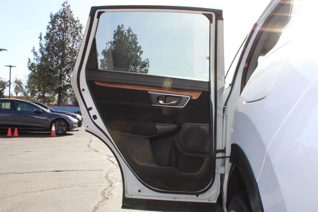 used 2019 Honda CR-V car, priced at $15,700