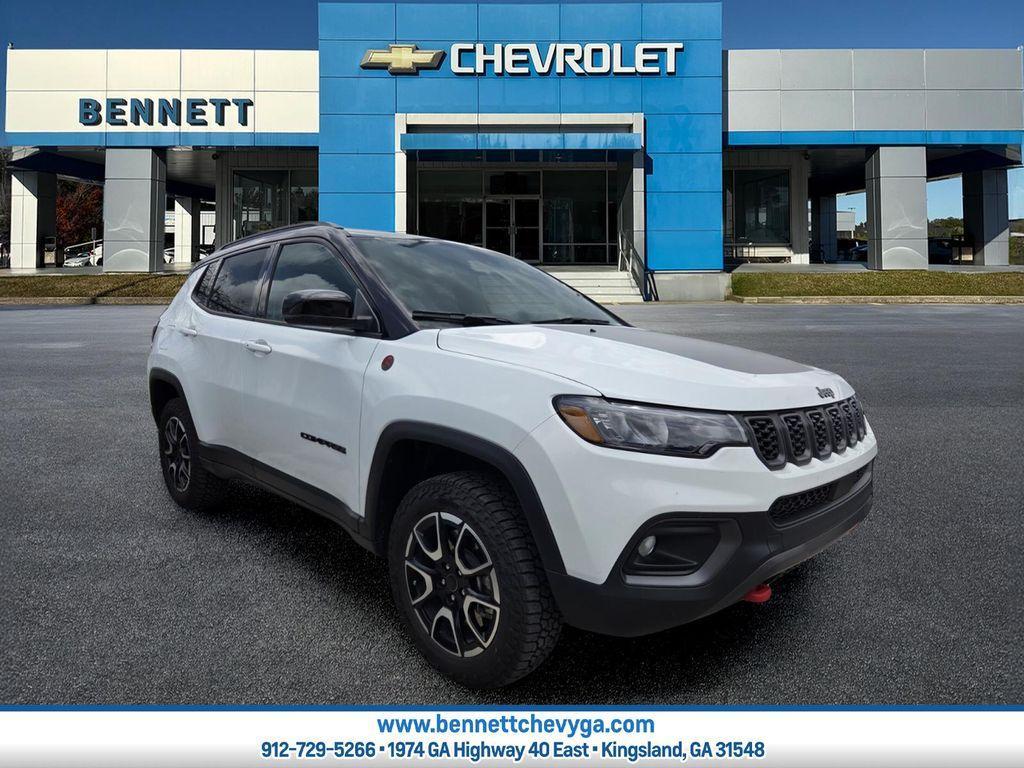 used 2025 Jeep Compass car